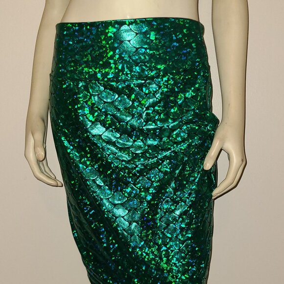 SIDECCA Wet Look Mermaid Scale Skirt, Size 1X - Picture 3 of 5